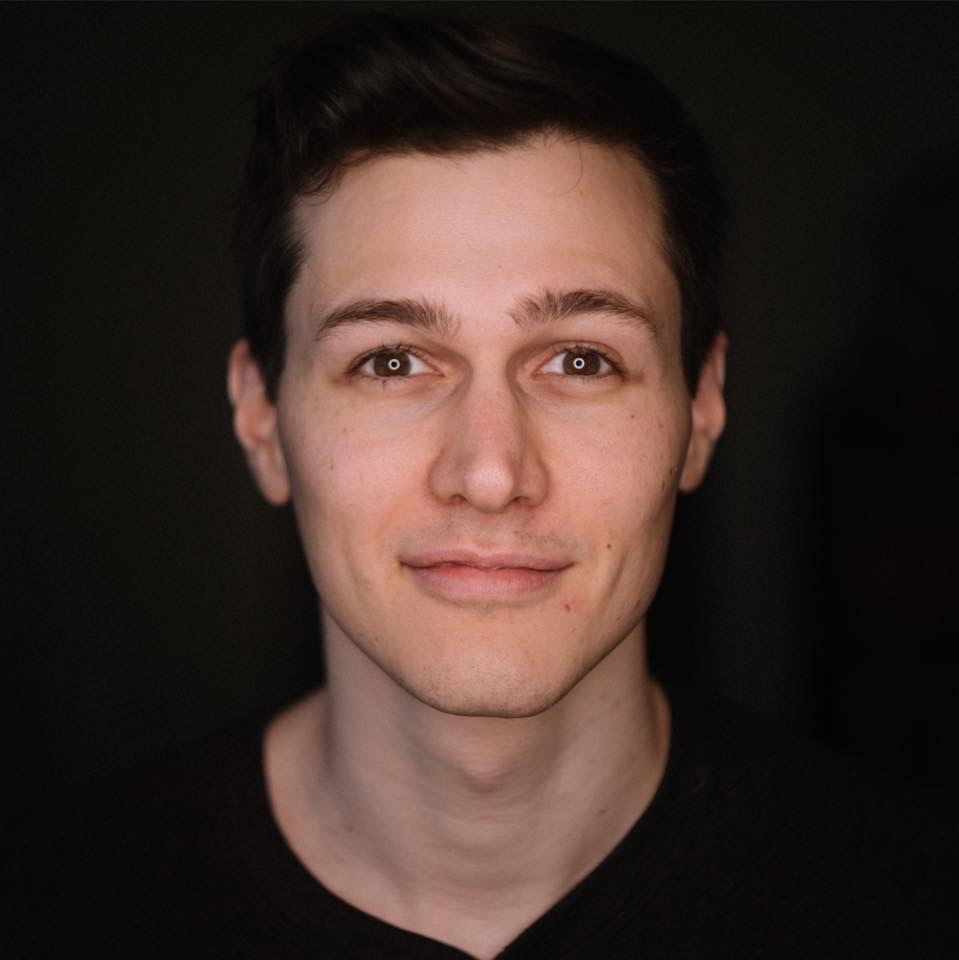Headshot of Jordan Arnold co-founder and COO of Lightfox Games